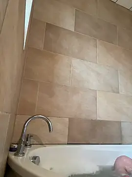 rippedbritish online show from April 15, 2026, 4:36 pm