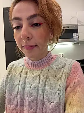 Snapshot of Evangelyne_1 chatting on November 25, 2025, 3:01 pm Evangelyne 1 online show from November 25, 2025, 3:01 pm