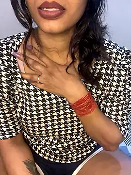 SEXY-MAHI- online show from March 11, 2025, 9:48 pm