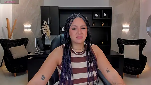 Snapshot of ToriCrossX chatting on February 26, 2025, 1:08 pm ToriCrossX online show from February 26, 2025, 1:08 pm