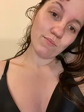 Snapshot of Nicole-Ray chatting on December 22, 2024, 10:58 pm Nicole-Ray online show from December 22, 2024, 10:58 pm