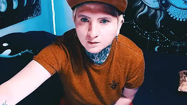 Marieblueeyes online show from February 10, 2026, 12:48 am