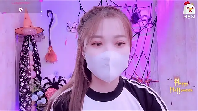 Snapshot of hen237 chatting on October 25, 2025, 9:42 pm hen237 online show from October 25, 2025, 9:42 pm