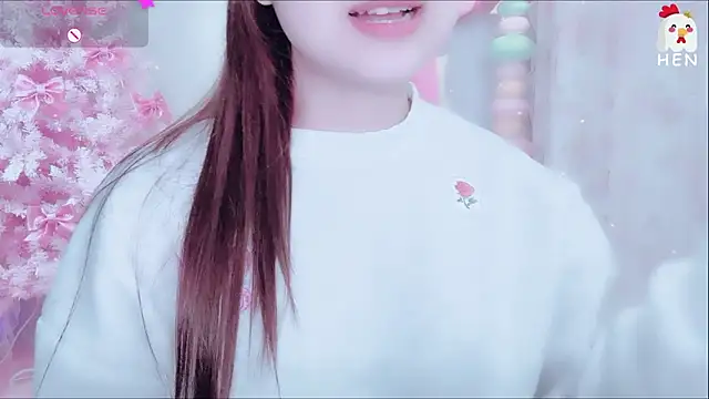 Snapshot of hen237 chatting on November 14, 2025, 11:35 pm hen237 online show from November 14, 2025, 11:35 pm