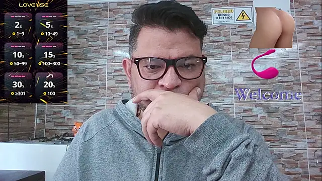 SexDiffrent online show from October 28, 2025, 4:31 pm