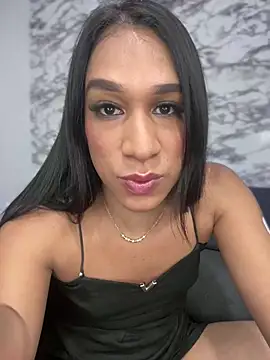 Snapshot of Ashly_Miller chatting on January 27, 2025, 7:46 pm Ashly Miller online show from January 27, 2025, 7:46 pm