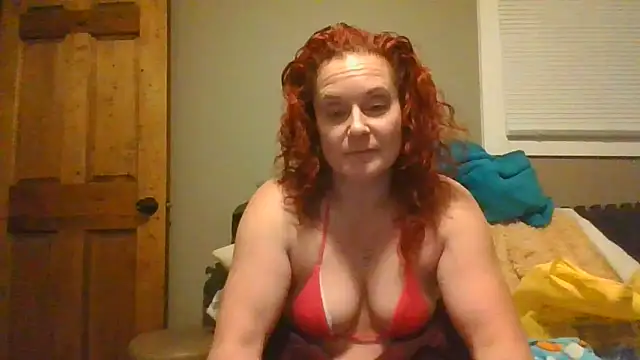 Snapshot of fitflamedragan chatting on May 30, 2026, 9:06 am fitflamedragan online show from May 30, 2026, 9:06 am