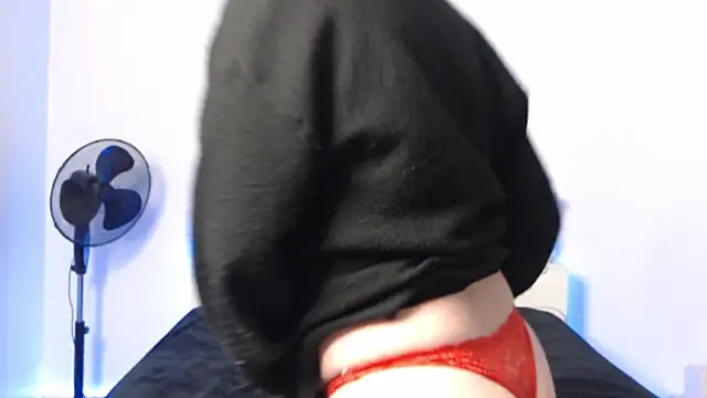 Oriane Jackson online show from March 24, 2026, 6:18 am