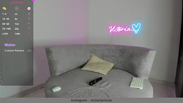 victoria 027 online show from March 1, 2025, 2:02 pm