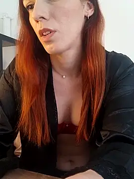 Snapshot of clara-francaise chatting on March 18, 2026, 3:26 pm clara-francaise online show from March 18, 2026, 3:26 pm