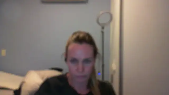 Snapshot of Annylove1 chatting on November 10, 2025, 11:26 pm Annylove1 online show from November 10, 2025, 11:26 pm