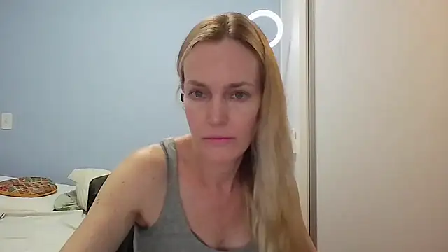 Annylove1 online show from February 26, 2026, 12:26 pm