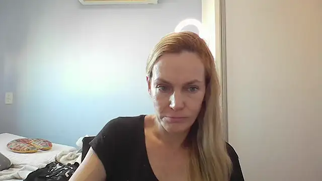 Annylove1 online show from March 24, 2026, 10:20 am