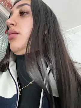 Hannahoff online show from December 17, 2025, 2:06 am