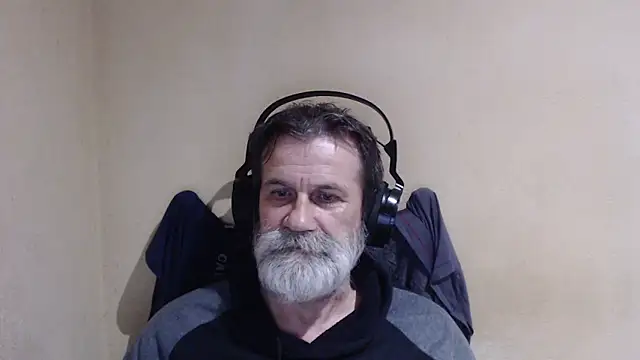 AlexNudo online show from November 14, 2025, 9:57 pm