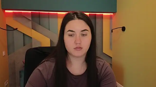 Roxie Bradley online show from January 4, 2025, 10:38 am