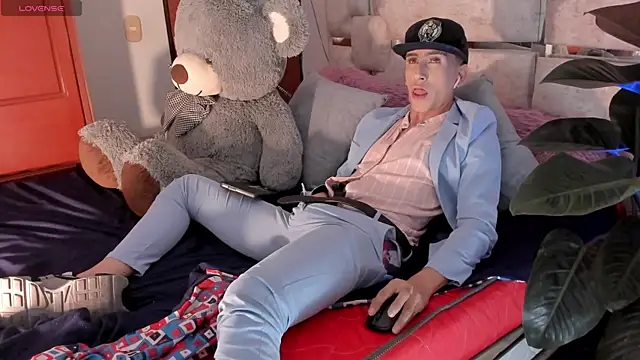 patrik-121 online show from March 17, 2025, 5:56 am