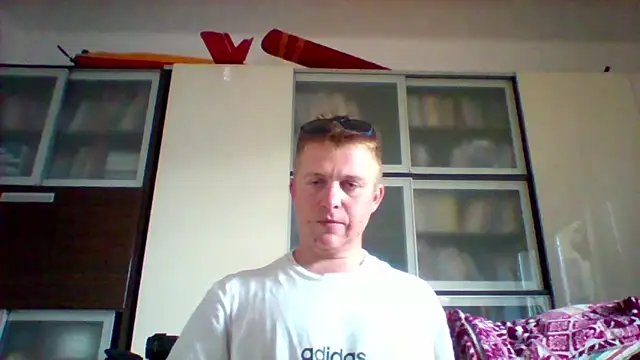 Matttthees online show from September 17, 2025, 3:35 pm