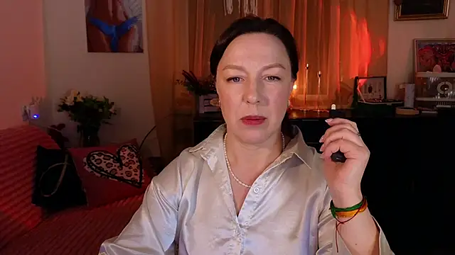 vanessawis  online show from February 26, 2026, 1:15 am