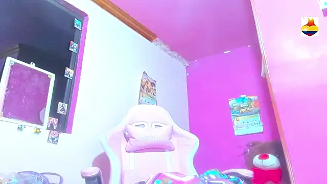 BARBYCHOCOLAT online show from September 14, 2025, 1:43 pm