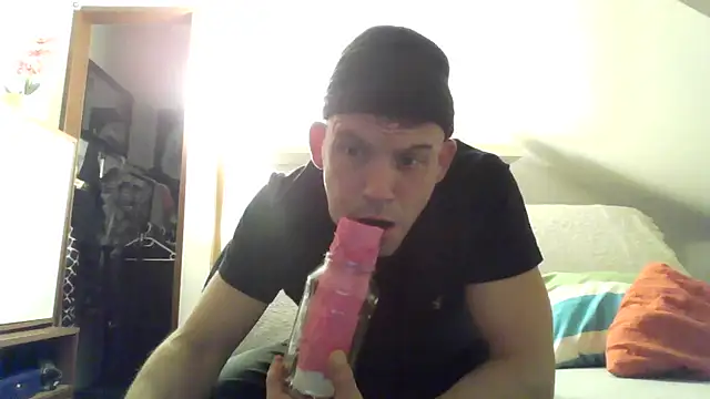 Cambitchboy online show from December 10, 2024, 4:49 pm