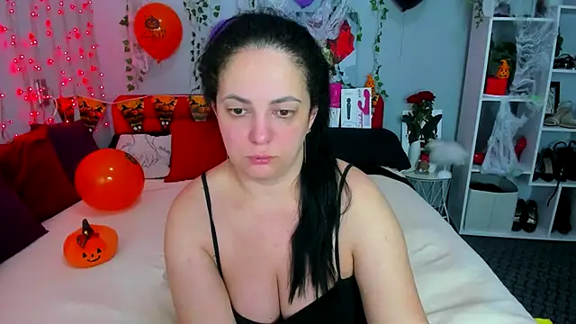 Snapshot of DarlingMilf chatting on November 7, 2025, 7:03 pm DarlingMilf online show from November 7, 2025, 7:03 pm