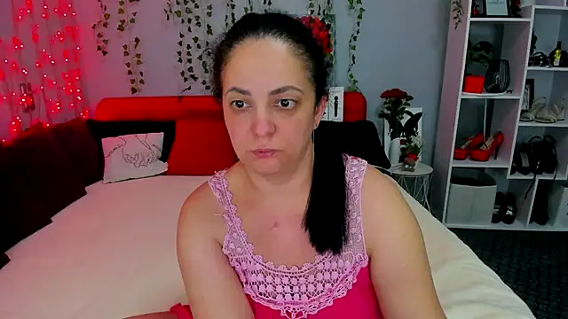 Snapshot of DarlingMilf chatting on November 16, 2025, 7:08 pm DarlingMilf online show from November 16, 2025, 7:08 pm