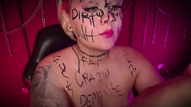 Snapshot of Laura_takint chatting on March 1, 2025, 7:15 pm Laura takint online show from March 1, 2025, 7:15 pm