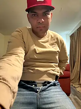 Snapshot of marhi32 chatting on November 22, 2025, 8:41 pm marhi32 online show from November 22, 2025, 8:41 pm