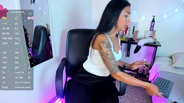 Tracy lambo online show from October 1, 2025, 3:45 am