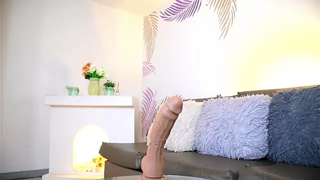 Valeriestyle online show from April 6, 2026, 4:46 am