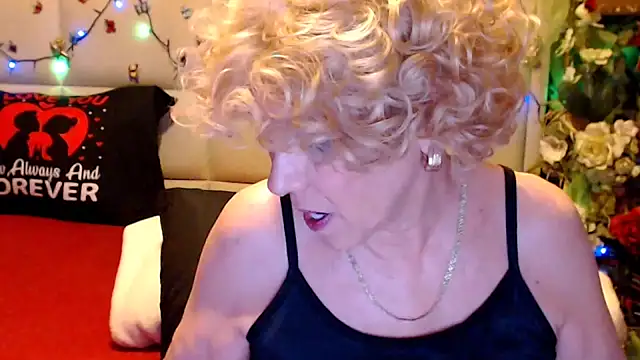 HappyWomanOn online show from March 8, 2026, 10:08 am