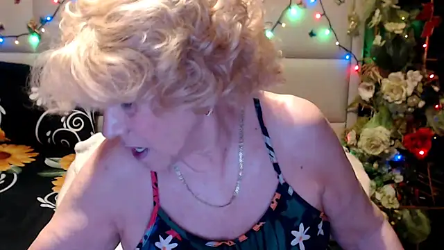 HappyWomanOn online show from May 19, 2026, 9:15 am