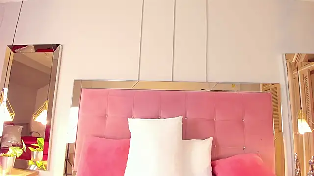 Snapshot of Ahincale chatting on November 29, 2025, 8:12 pm Ahincale online show from November 29, 2025, 8:12 pm