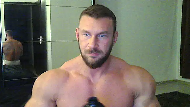 muscularkevin online show from October 20, 2025, 3:40 am