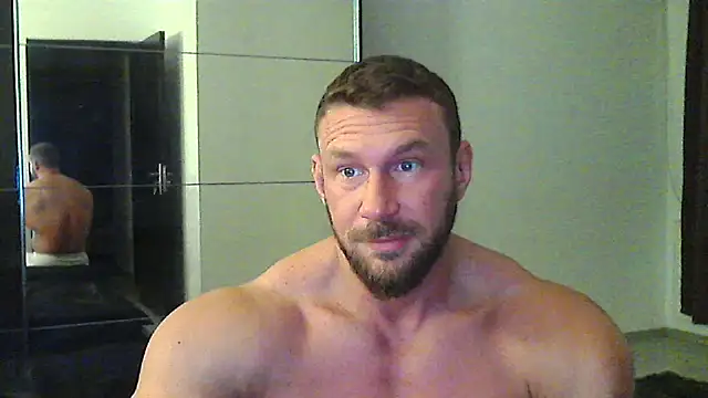 muscularkevin online show from October 21, 2025, 3:29 am
