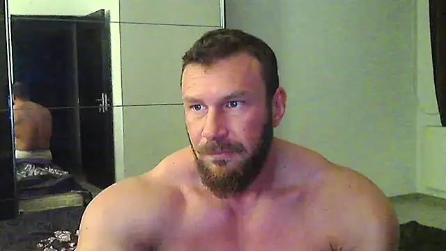 muscularkevin online show from April 5, 2026, 3:47 am