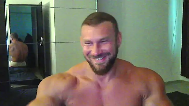 muscularkevin online show from July 7, 2026, 1:15 pm
