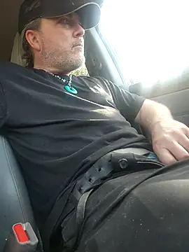 Hotredheadandtoungelasher online show from January 6, 2025, 4:13 pm