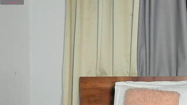 SaraVergara online show from January 4, 2025, 8:37 pm