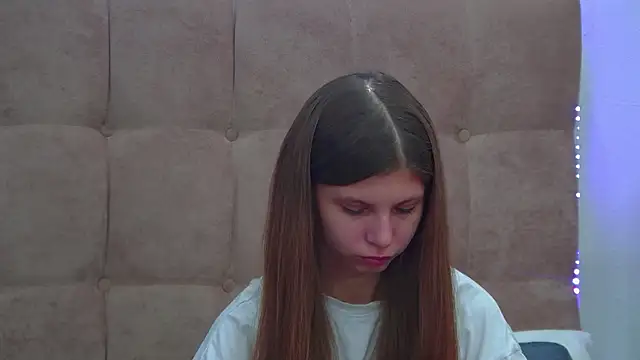 Snapshot of AudreyBarlow chatting on November 29, 2025, 6:27 am AudreyBarlow online show from November 29, 2025, 6:27 am