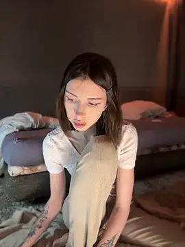 Snapshot of Bastet chatting on January 24, 2025, 7:28 pm Bastet online show from January 24, 2025, 7:28 pm