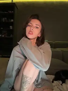 Bastet online show from November 29, 2025, 6:22 pm