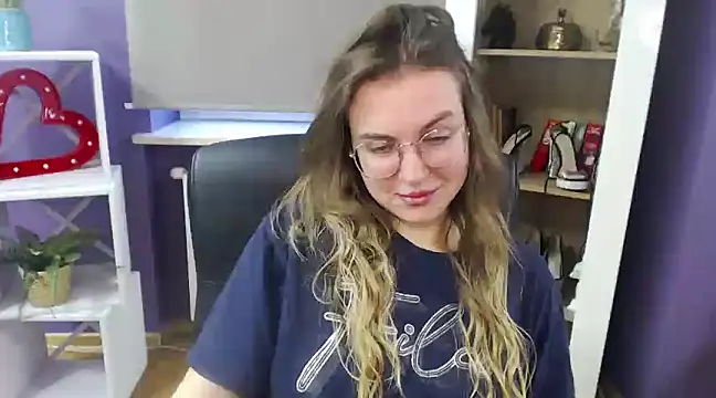 Zoey Erotic online show from December 31, 2024, 9:31 am