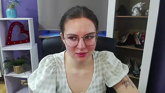 Zoey Erotic online show from March 18, 2025, 5:31 am