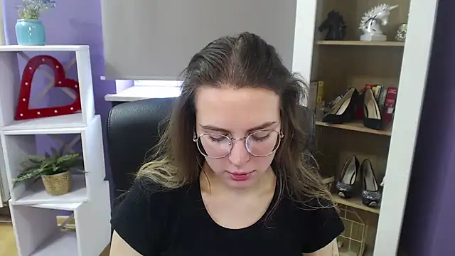 Zoey Erotic online show from March 21, 2025, 9:01 am