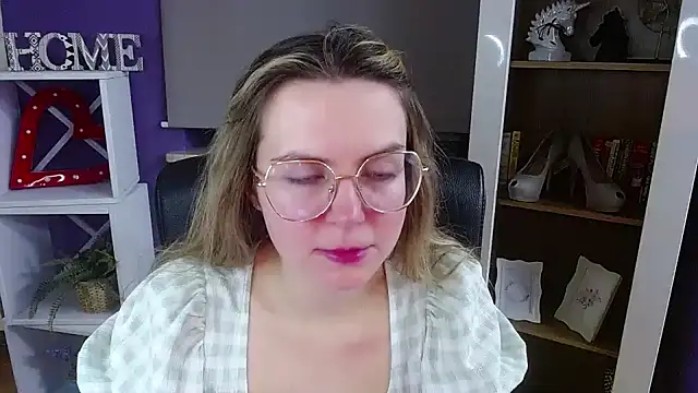 Zoey Erotic online show from January 12, 2026, 5:34 am