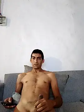 Snapshot of Elverguditojaja chatting on February 28, 2026, 2:01 am Elverguditojaja online show from February 28, 2026, 2:01 am