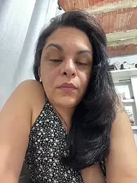 Snapshot of Kataliina chatting on July 14, 2026, 3:33 am Kataliina online show from July 14, 2026, 3:33 am