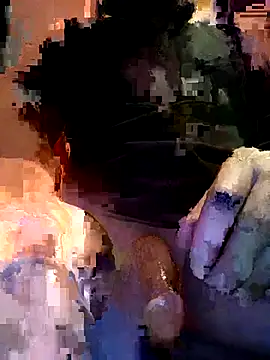 Snapshot of melenko1667 chatting on October 19, 2025, 11:38 pm melenko1667 online show from October 19, 2025, 11:38 pm